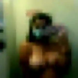Pauline, femme de 31 ans propose plan cul à Saint-Lubin-des-Joncherets