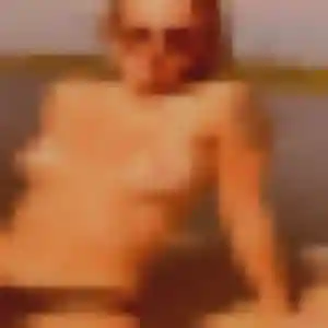 Rejoins Lena, 38 ans à Saint-M'Hervé en privé