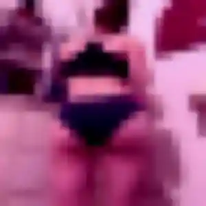 Elvire, femme de 27 ans cherche plan cul à Saint-Maixant
