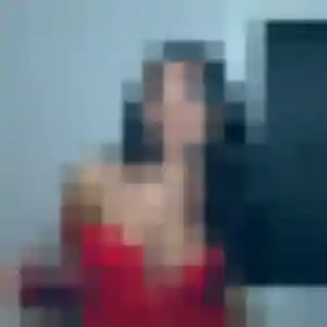 Rencontre Ninon, 26 ans à Saint-Malon-sur-Mel en privé