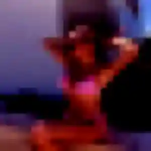 Elise, femme de 38 ans cherche plan cul à Saint-Martial-de-Valette