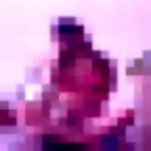 Bertille, 23 ans, connectée à Saint-Martin-de-Castillon pour une rencontre coquine