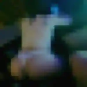 Kawtar, 37 ans, disponible à Saint-Martin-la-Plaine pour une rencontre coquine