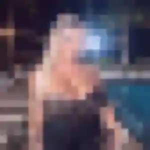 Rejoins Melanie, 26 ans à Saint-Martin-le-Beau gratuitement