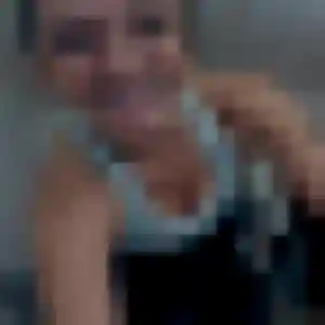 Rencontre Anne-Charlotte, 35 ans à Saint-Maurice-sur-Aveyron en privé