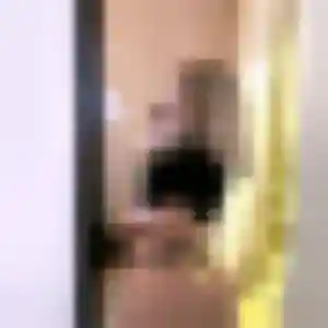Rencontre Brune, 25 ans à Saint-Maurice-sur-Eygues en privé