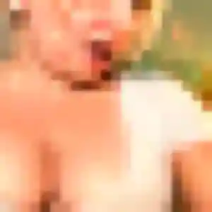 Ursule, 31 ans, disponible à Saint-Méloir-des-Ondes pour un plan cul