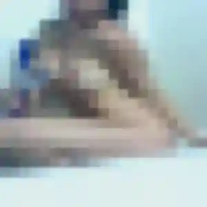 Vanessa, fille de 22 ans veut plan cul à Saint-Mesmin