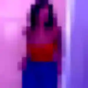 Contacte Mia, 22 ans à Saint-Michel-de-Maurienne en privé