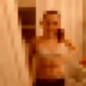 Audrey, 24 ans, dispo pour plan cul à Saint-Mitre-les-Remparts
