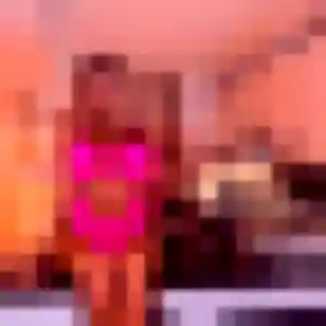 Photo de Alessandra à Saint-Nazaire (31 ans) - plan cul discret