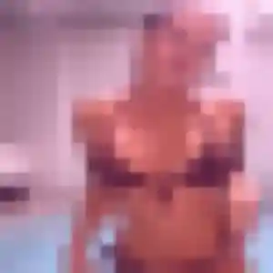 Photo de Verane à Saint-Ondras (34 ans) - plan cul discret