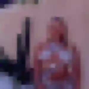 Typhaine, 38 ans, en ligne à Saint-Ovin pour un plan cul