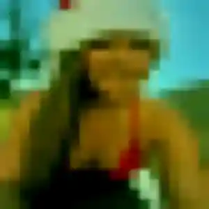 Phoebe, 26 ans, en ligne à Saint-Pair-sur-Mer pour un plan cul
