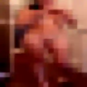 Tessa, 32 ans, connectée à Saint-Paul-de-Fenouillet pour un plan cul