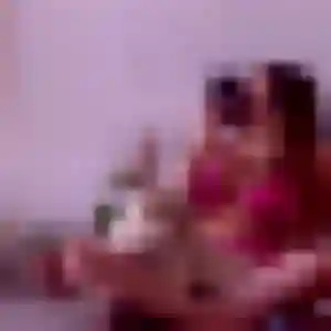 Joanne, fille de 34 ans propose plan cul à Saint-Père-sur-Loire
