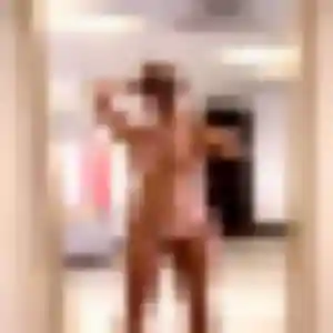 Découvre Elise, 41 ans à Saint-Pierre-de-Varennes en privé