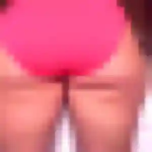 Flavia, 37 ans, cherche un plan cul à Saint-Pierre-des-Corps