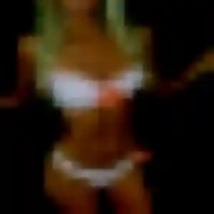 Photo sexy de Audrey, 26 ans à Saint-Pierre-des-Nids - rencontre coquine