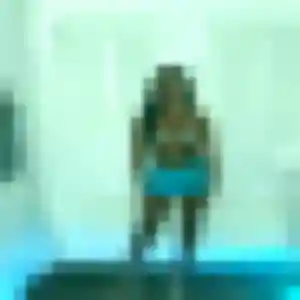 Photo privée de Khadija, 26 ans à Saint-Pierre-du-Bosguérard - rencontre coquine