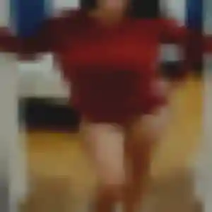 Photo de Dina à Saint-Quentin-sur-le-Homme (43 ans) - plan cul gratuit