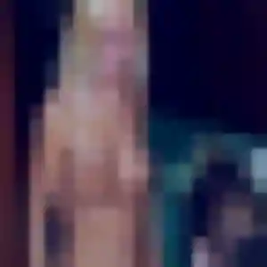 Dina, 34 ans, en ligne à Saint-Rémy pour un plan cul