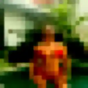 Clara, 34 ans, disponible à Saint-Saturnin pour un plan cul