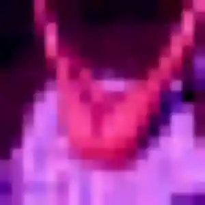 Rejoins Debora, 26 ans à Saint-Saturnin-lès-Apt en privé