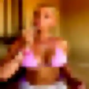 Rencontre Noemie, 32 ans à Saint-Thuriau en privé