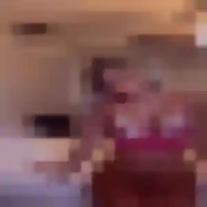 Anna (28 ans) à Saint-Trivier-de-Courtes propose une rencontre aujourd'hui