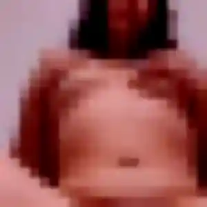 Tania, fille de 38 ans cherche plan cul à Saint-Vaast-la-Hougue