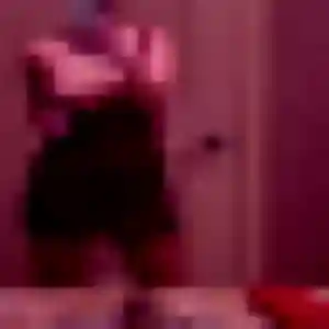 Natasha, 24 ans, dispo pour plan cul à Saint-Victor-de-Cessieu
