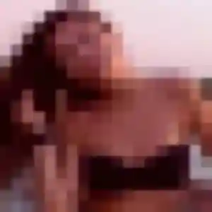 Découvre Charlotte, 28 ans à Saint-Yon en privé