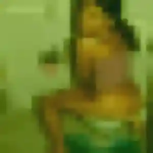 Profil de Helena à Saint-Yrieix-sur-Charente (39 ans) - plan cul gratuit
