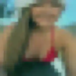 Touria, 27 ans, disponible à Saint-Zacharie pour une rencontre coquine