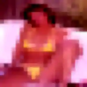 Rachida, 35 ans, en ligne à Sainte-Agnès pour une rencontre coquine