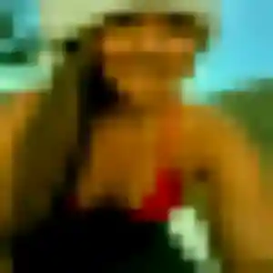 Rosalie, 22 ans, connectée à Sainte-Anne-d'Auray pour un plan cul