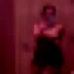 Flavie (27 ans) à Sainte-Gauburge-Sainte-Colombe cherche un plan cul ce soir