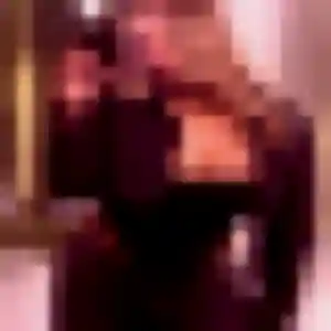 Romina (27 ans) à Sainte-Marie-la-Blanche propose une rencontre aujourd'hui