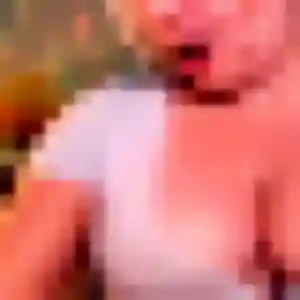 Charmante Geraldine, 29 ans à Salins-les-Bains - la contacter