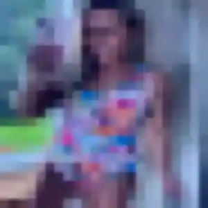 Rejoins Zoe, 29 ans à Salles-d'Angles gratuitement
