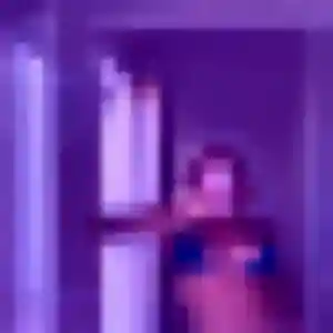 Flavia, femme de 25 ans veut plan cul à Salles-sur-Mer