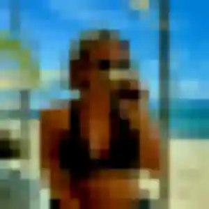 Cyrielle (31 ans) à Sanary-sur-Mer cherche une rencontre maintenant