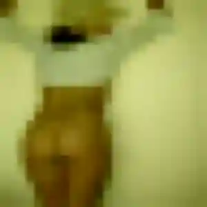 Pierrette, fille de 28 ans cherche plan cul à Santenay