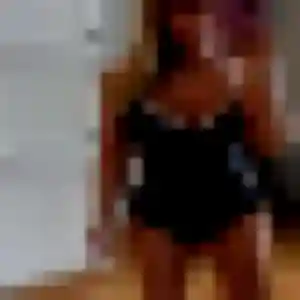 Contacte Vinciane, 38 ans à Saubrigues en privé