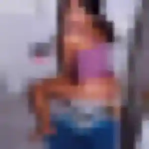 Rania (22 ans) à Saulnot cherche une rencontre aujourd'hui