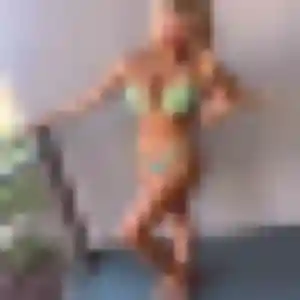 Rejoins Siham, 36 ans à Saussan en privé