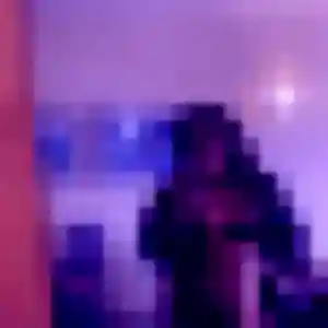Cassandre, femme de 32 ans cherche plan cul à Scey-sur-Saône-et-Saint-Albin