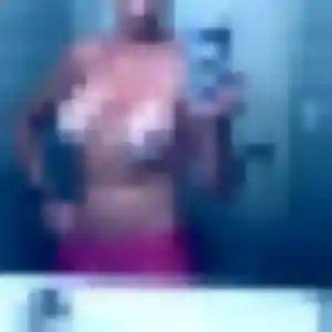 Rejoins Iris, 30 ans à Segonzac gratuitement