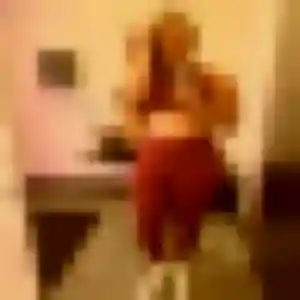 Leontine, 39 ans, disponible à Senozan pour une rencontre coquine